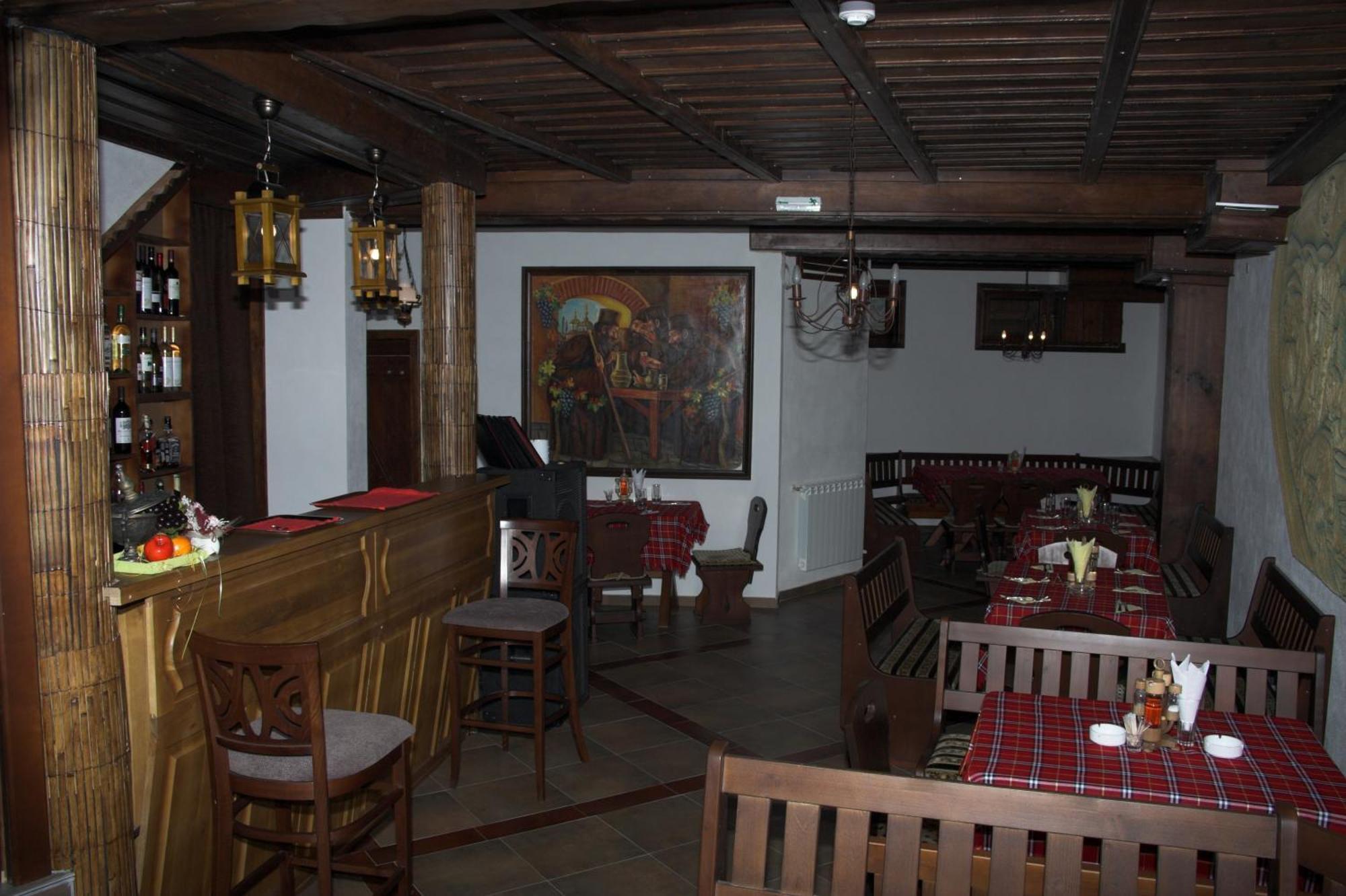 Hotel Old Times Ασένοβγκραντ Εξωτερικό φωτογραφία
